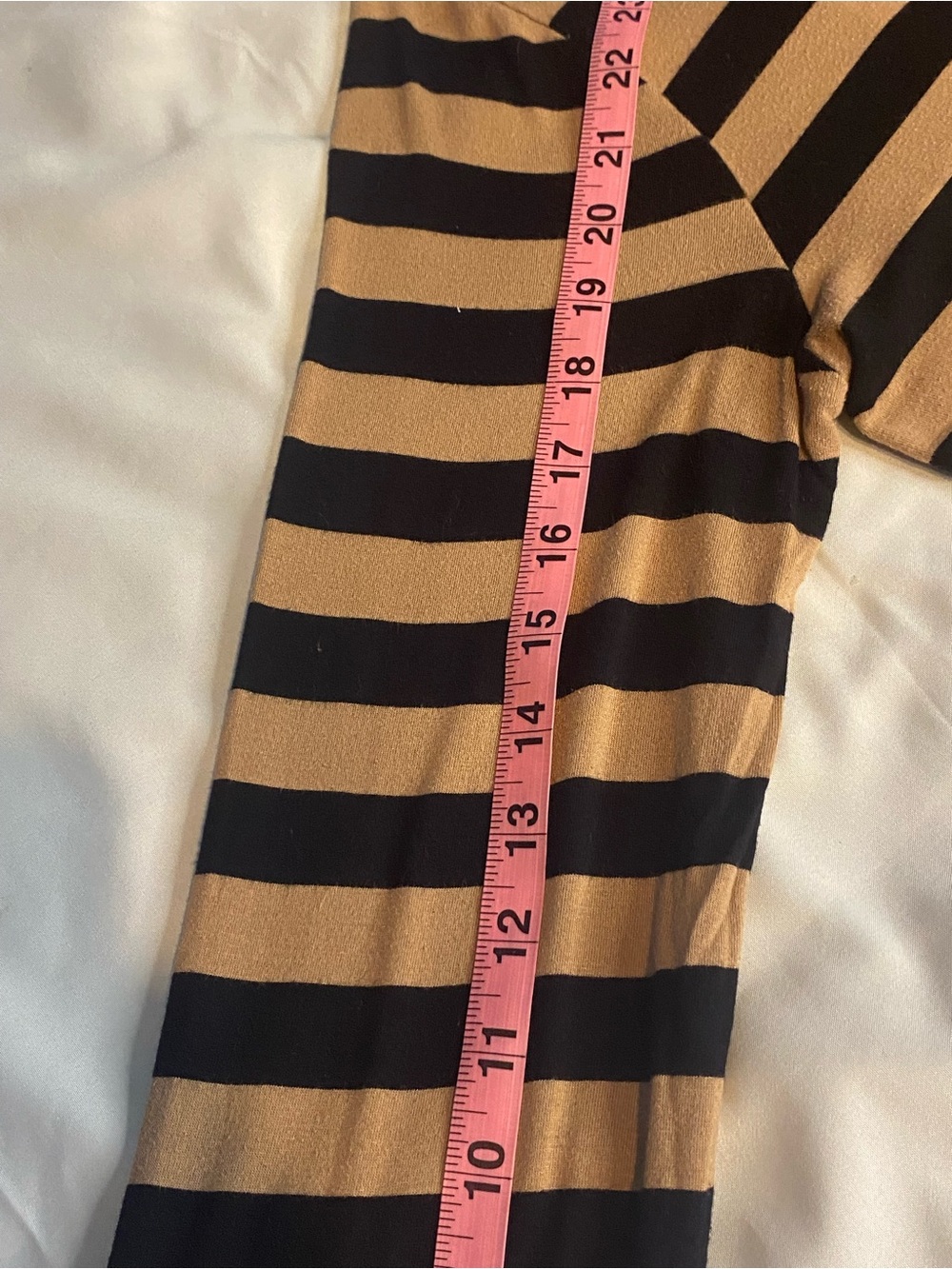 Cable & Gauge Women's XL Tan/Black Striped Long Sleeve Round Neck Top - Picture 6 of 9